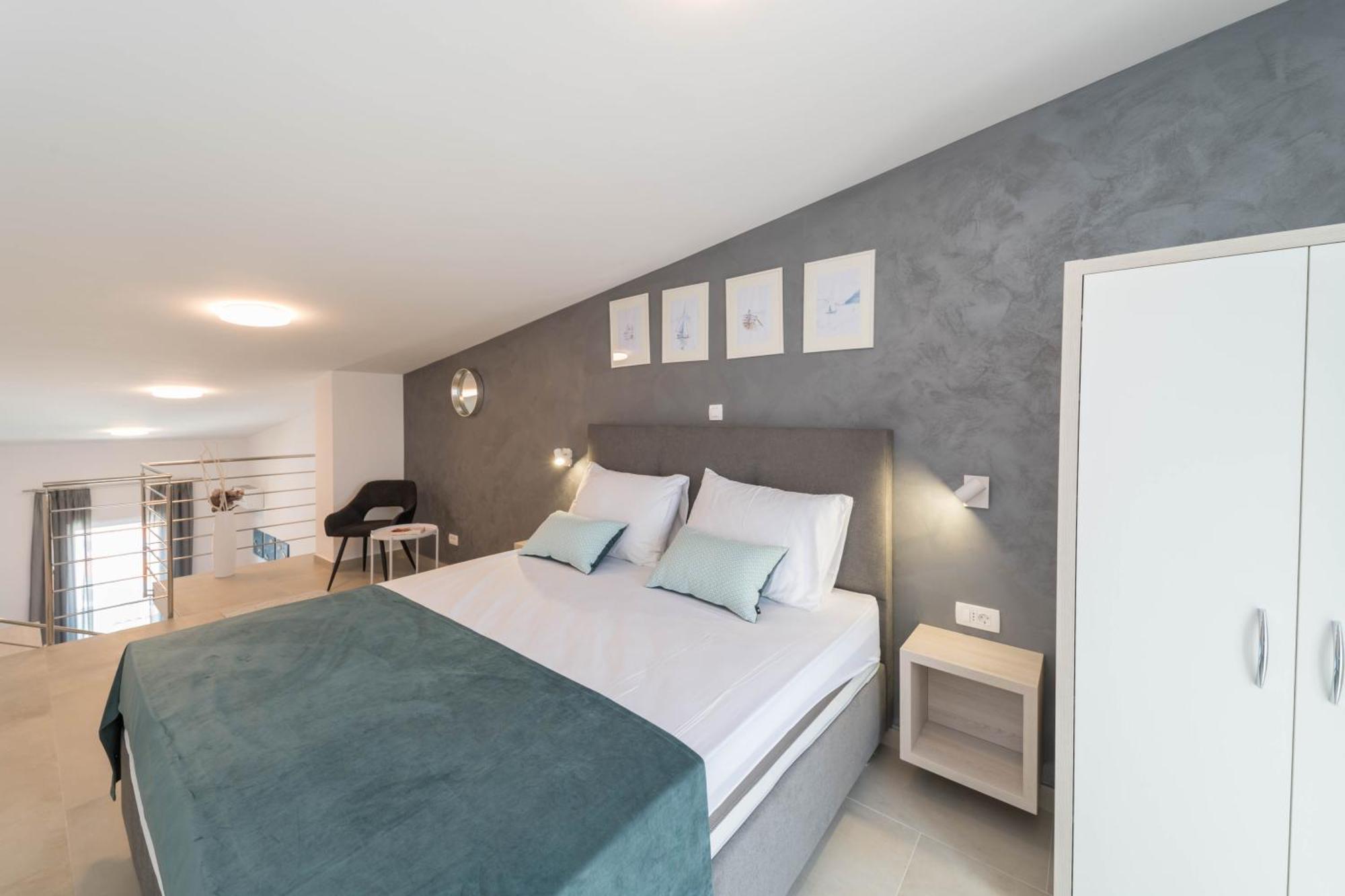 Appartement A&v