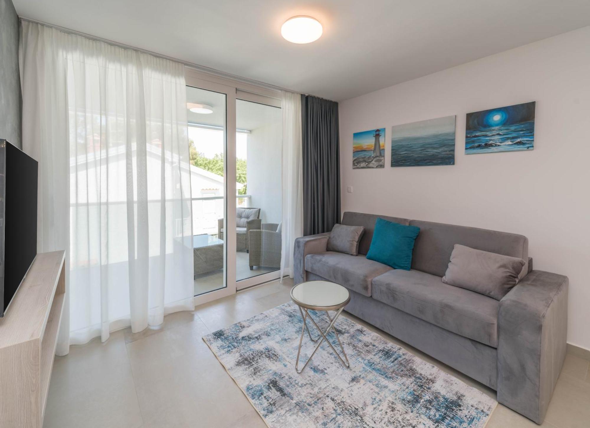 Appartement A&v